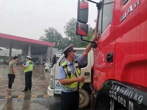 行業快訊 | 加油站違規住宿遭停業整頓 & 武漢集中整治加油站亂停車