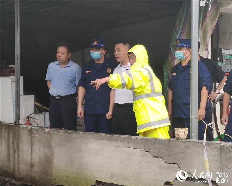 行業快訊 | 河南濮陽推進加油站涉稅平臺建設 & 湖北英山加油站雨中搶險